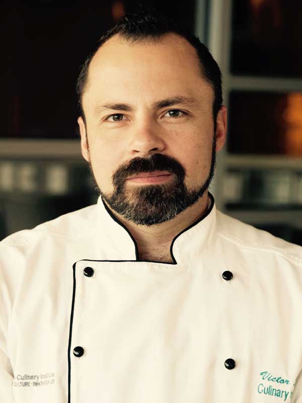 Chef Victor Santos